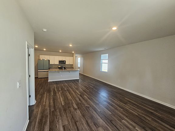 3rd image of 3131 Fair Ridge Way