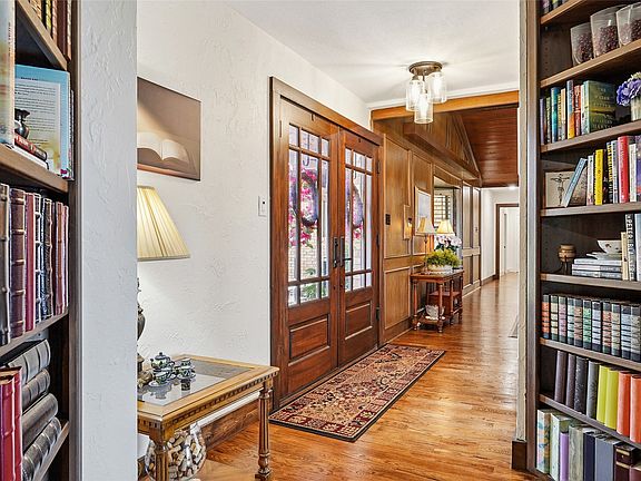 3rd image of 4517 Old Sherman Rd