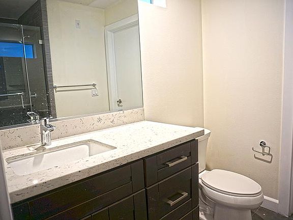 4th image of 177 E Del Mar Blvd Unit 204