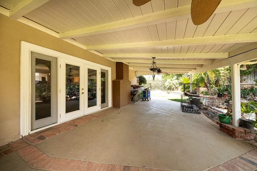 4 bed, 1829 sqft, $4,500 — Photo 2