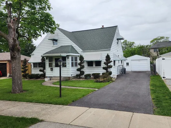 108 Westward Ho Dr, Northlake, IL 60164