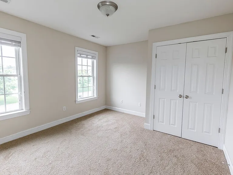12306 Declaration Ave — Photo 48