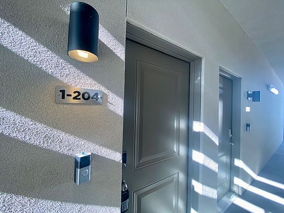 4th image of 5801 S Garnet Dr Unit 1204