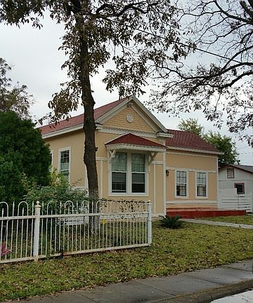 3rd image of 306 Sharer St