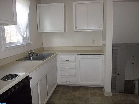 5th image of 4313 N Jane Way