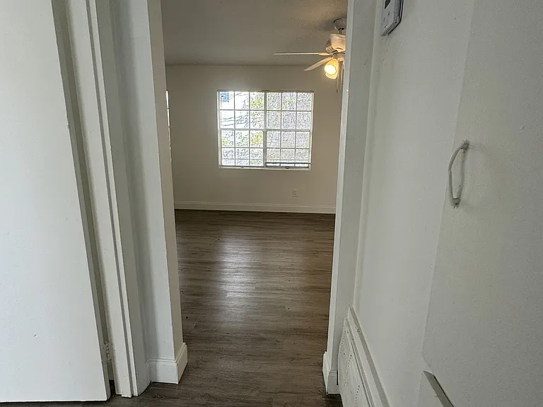 2220 Ticknor Dr — Photo 9