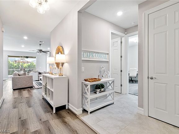 5th image of 2641 Corona Ln
