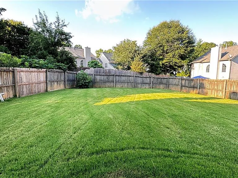 515 Weathervane Ct — Photo 20