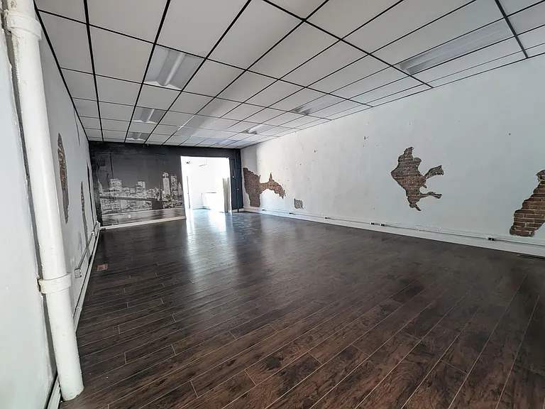 123 W Moniteau St — Photo 13