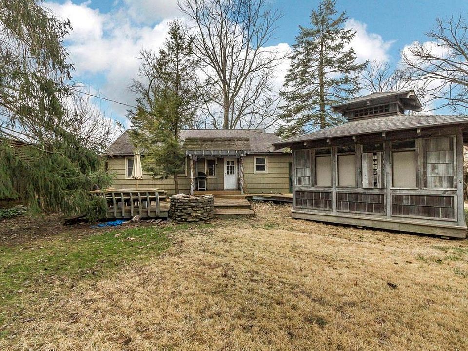 2nd image of 5550 Foster Ave