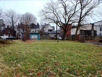 414 N Saint Clair St, Pittsburgh, PA, 15206
