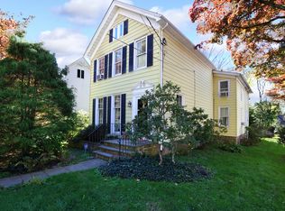 26 S Main St, Stockton, NJ 08559