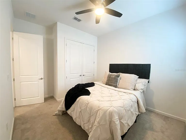 724 Winterside Dr — Photo 41