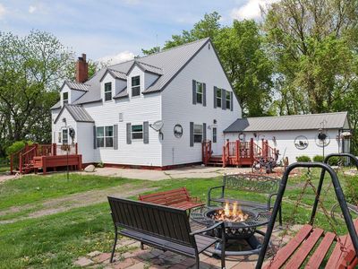 88614 County Road 10, Sacred Heart, MN, 56285