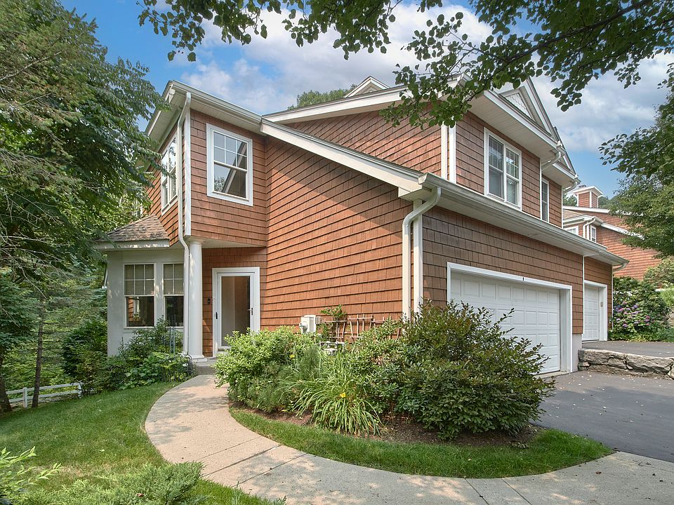 1st image of 1 Wyldwood Dr #1