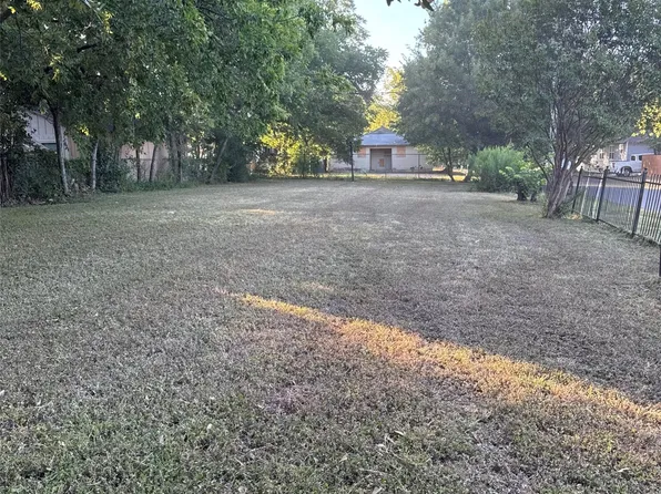 5300 Ash Ln, Dallas, TX 75223