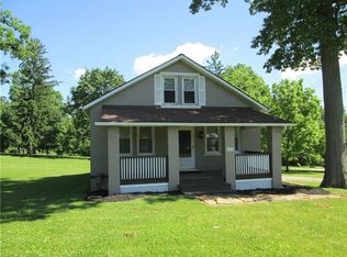 612 Wallace Run Rd, Beaver Falls, PA 15010