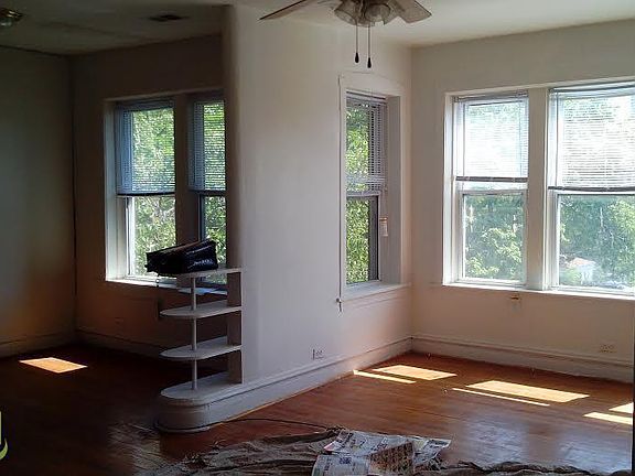 2nd image of 5024 N Winthrop Ave APT 02E