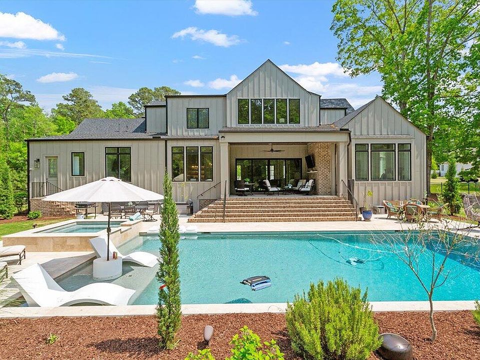 1st image of 5803 Vintage Oak Ln