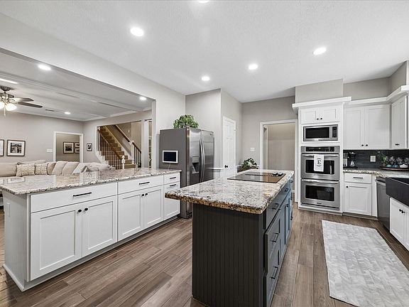 3rd image of 2411 Kings Lodge Dr