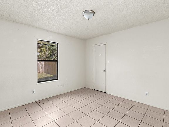 5th image of 3627 Colcord Ave