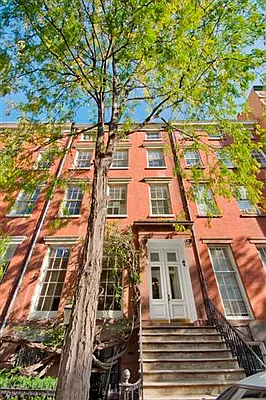 Sold by Massey Knakal | media 17