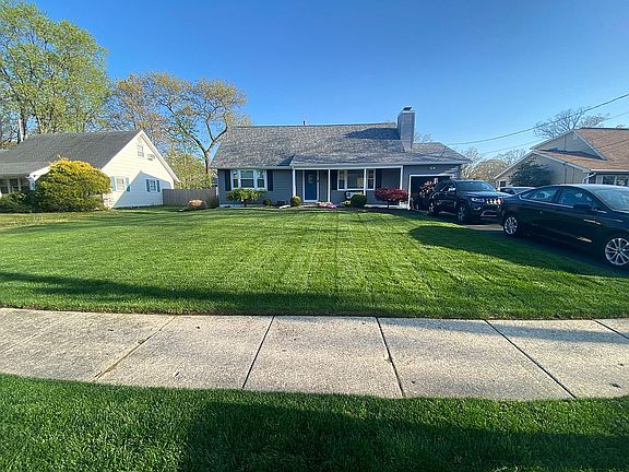 3rd image of 723 Northstream Dr