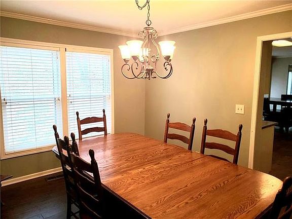 4th image of 2300 Hebbeln Dr
