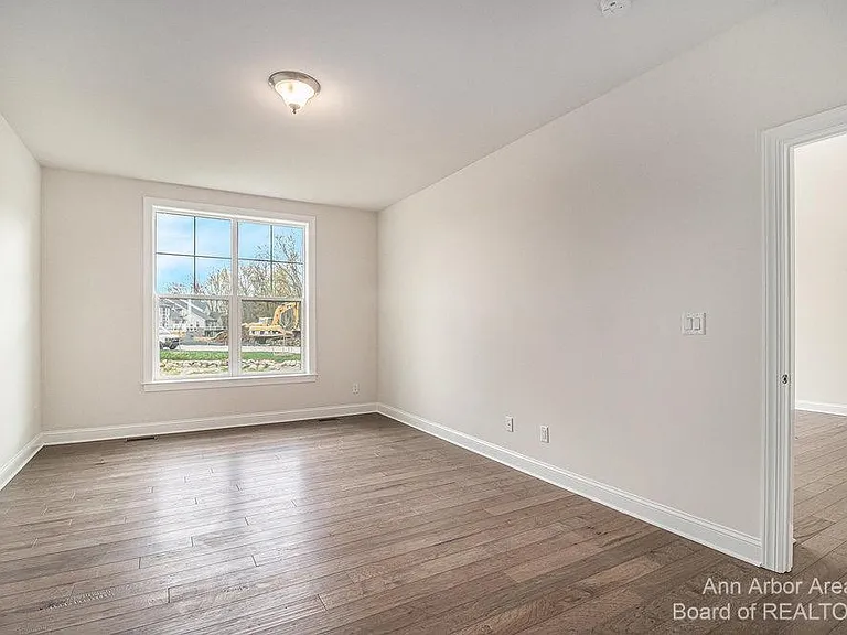 3343 Roseford Blvd — Photo 17