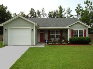107 Knotty Pine Cir, Springfield, GA 31329