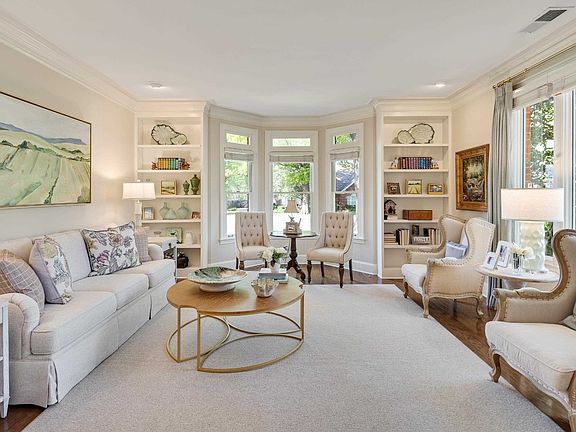 3rd image of 2091 Dogwood Estates Cv