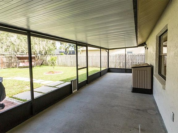 5th image of 4111 Tyndale Dr