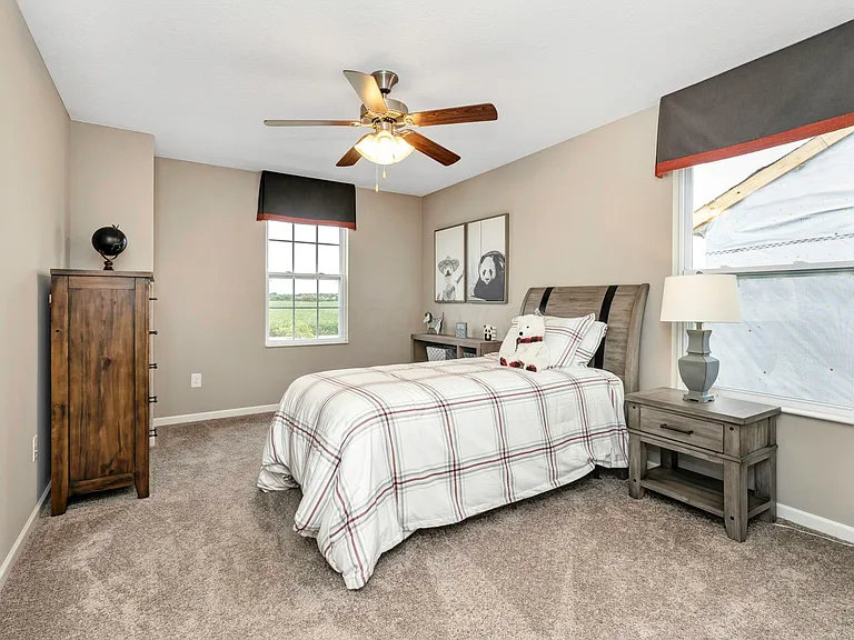 7576 Bullseye Dr — Photo 31
