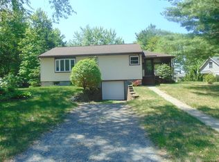 30 Willey St, Albany, NY 12203