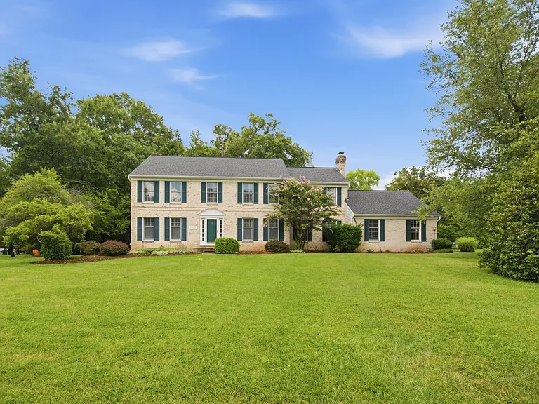 7707 Lake Glen Dr — Photo 47