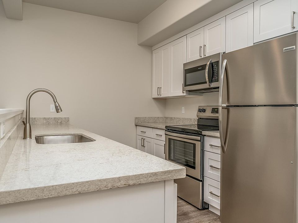 Meadowlark Apartments 809 S Emerson St Chelan WA Zillow