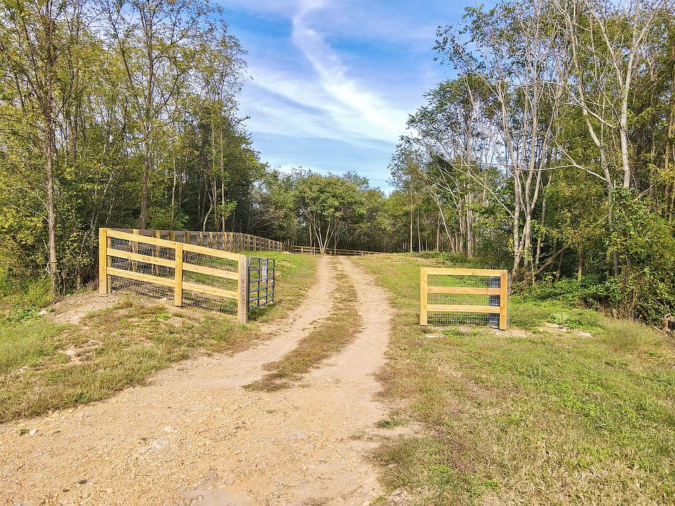 1st image of 2338 Stephens Rd