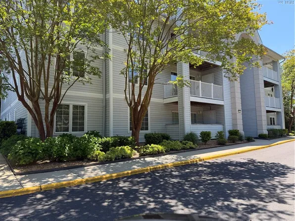 920 Charnell Dr APT 101, Virginia Beach, VA 23451