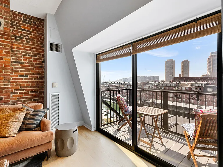 28 Atlantic Ave #618 — Photo 3