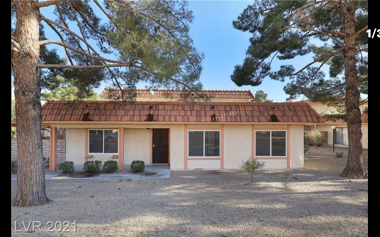 3 bed, 1176 sqft, $1,850 — Photo 1