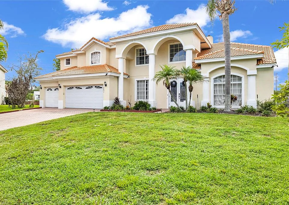 8631 Terrace Pines Ct
