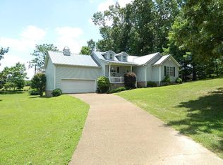 121 Pratt Cir, Lexington, TN 38351