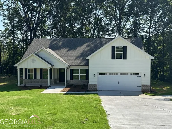 892 Belmont Park Dr #25B, Commerce, GA 30529