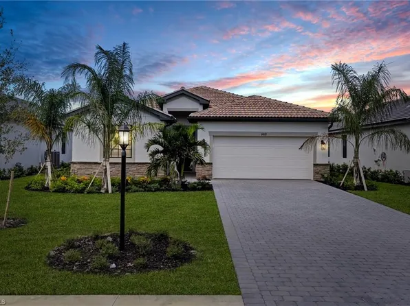 19053 Hinkley DR, ESTERO, FL 33928