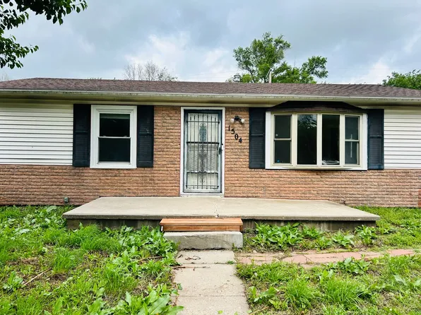 1504 Custer Rd, Junction City, KS 66441