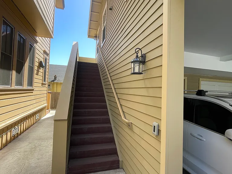 548 Higuera St #B — Photo 7