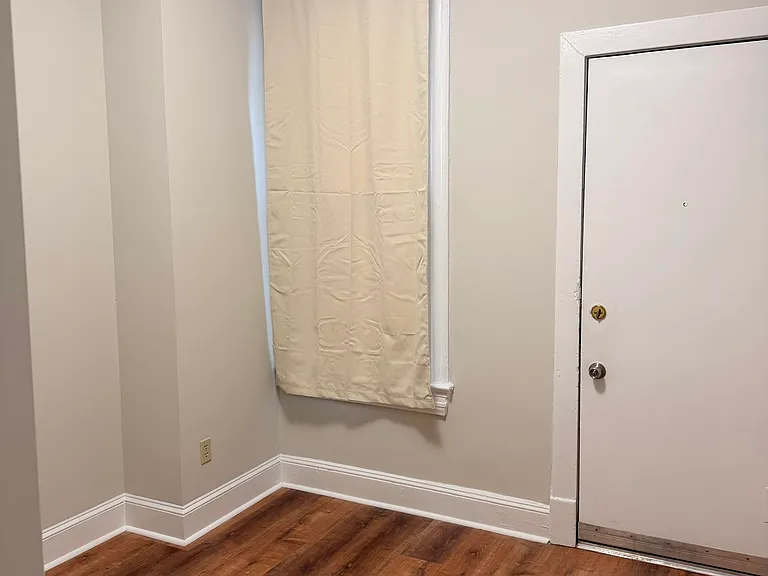 1418 Hopkins St NW #3 — Photo 6