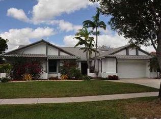 11385 Wayne Dr, Cooper City, FL 33026