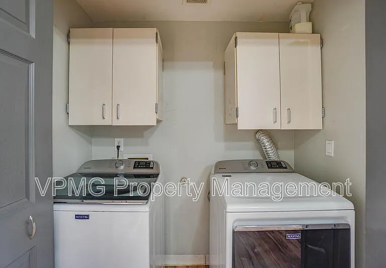 7602 NE 159th Ave — Photo 11