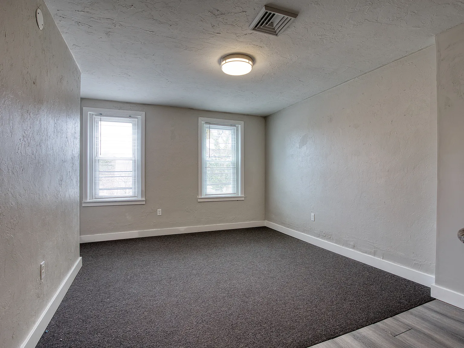 2 bed, 800 sqft, $1,450 — Photo 4